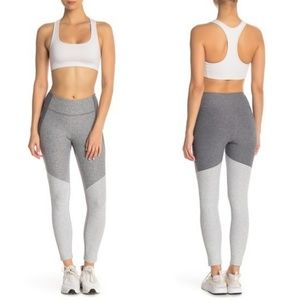 Outdoor Voices Colorblock 7/8 Leggings Size Small